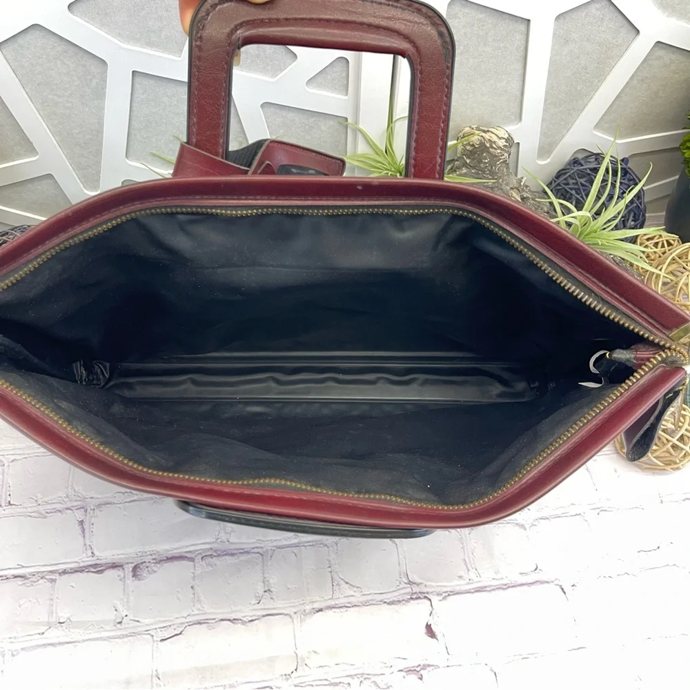 {american portfolio co} Vintage Burgundy Red Leather Attache Briefcase